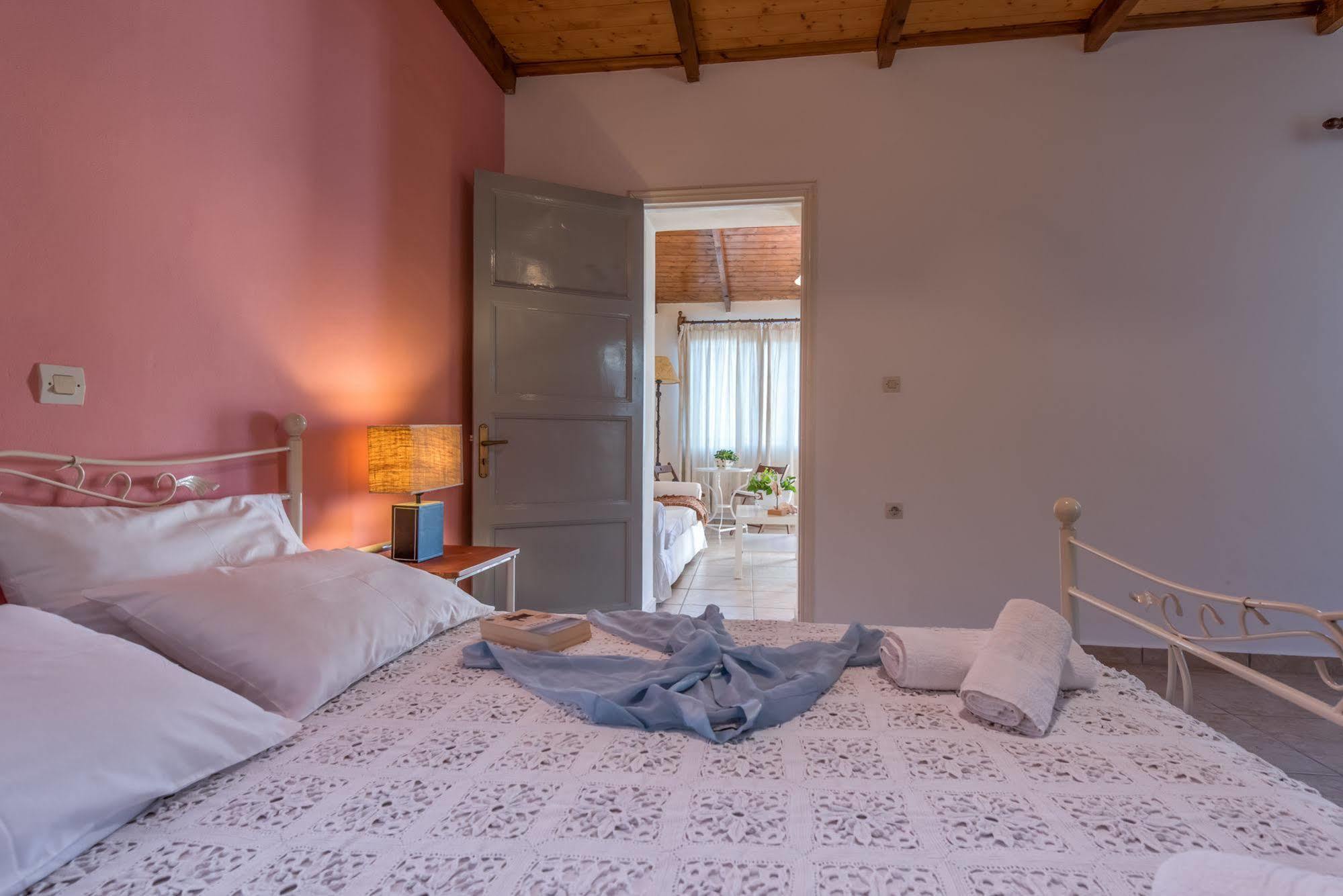 Lofos Soilis Aparthotel Tragaki Bagian luar foto
